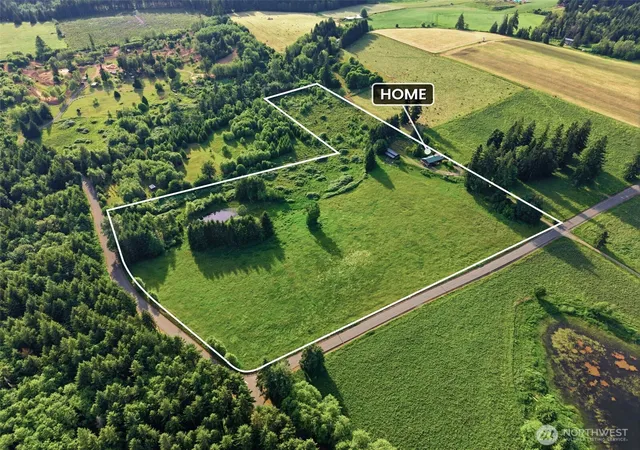 Photo 3 of Single family home for sale at 1058 Burnt Ridge Rd, Onalaska, WA 98570 | MLS# NWM2533878 | Listing updated on 2026-09-21