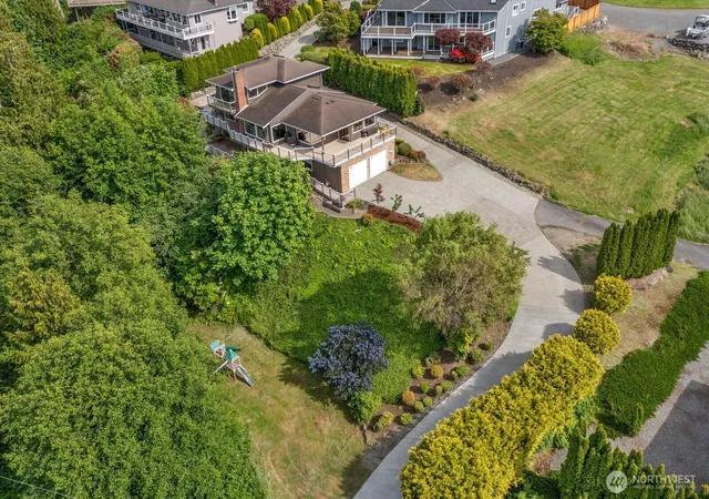 Photo 3 of Single family home for sale at 1133 8th Drive, Mukilteo, WA 98275 | MLS# NWM2533893 | Listing updated on 2026-10-03