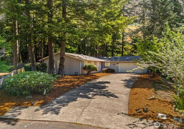 Photo 1 of Single family home for sale at 3815 Hillview Ct Nw, Olympia, WA 98502 | MLS# NWM2533927 | Listing updated on 2026-09-30