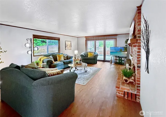 Photo 3 of Single family home for sale at 3815 Hillview Ct NW, Olympia, WA 98502 | MLS# NWM2533927 | Listing updated on 2026-09-30