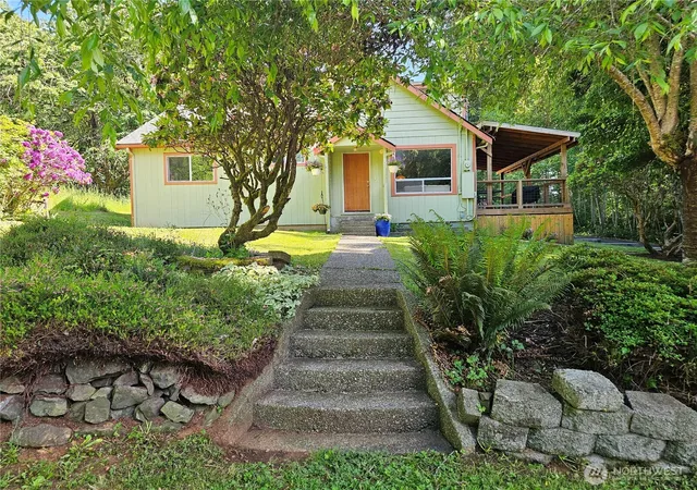 Photo 1 of Single family home for sale at 321 E Beck St, Mc Cleary, WA 98557 | MLS# NWM2533956 | Listing updated on 2026-09-21