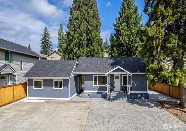 Photo 1 of Single family home for sale at 12260 3rd Avenue Sw, Seattle, WA 98146 | MLS# NWM2533965 | Listing updated on 2026-10-01