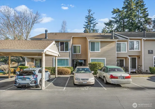 Photo 2 of Condo for sale at 23810 12th Place S #507, Des Moines, WA 98198 | MLS# NWM2533969 | Listing updated on 2026-09-21