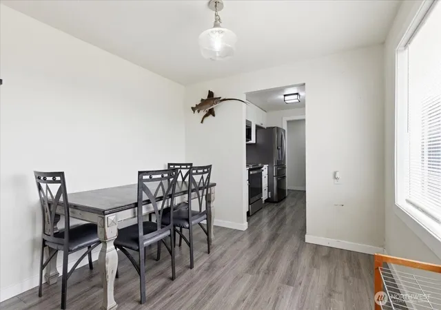 Photo 4 of Single family home for sale at 262 N Earl Rd, Moses Lake, WA 98837 | MLS# NWM2533982 | Listing updated on 2026-09-21