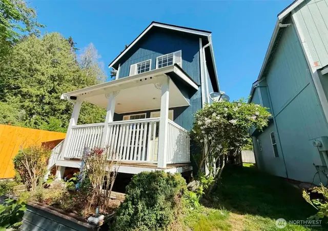 Photo 4 of Single family home for sale at 6414 NE Fern St, Suquamish, WA 98392 | MLS# NWM2534014 | Listing updated on 2026-09-25