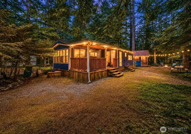 Photo 2 of Manufactured home for sale at 160 3 Big River Blvd E, Deming, WA 98244 | MLS# NWM2534089 | Listing updated on 2026-09-21