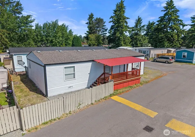 Photo 2 of Manufactured home for sale at 3001 S 288th Street #89, Federal Way, WA 98003 | MLS# NWM2534100 | Listing updated on 2026-09-23