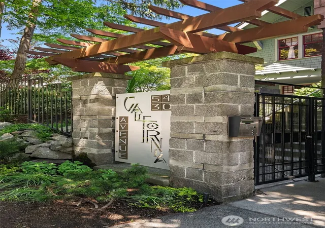 Photo 2 of Condo for sale at 5430 California Ave Sw #4A, Seattle, WA 98136 | MLS# NWM2534206 | Listing updated on 2026-09-23