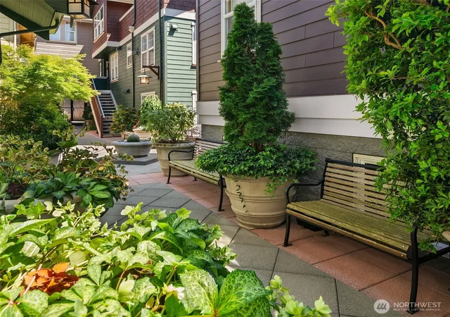 Photo 3 of Condo for sale at 5430 California Ave SW #4A, Seattle, WA 98136 | MLS# NWM2534206 | Listing updated on 2026-09-23