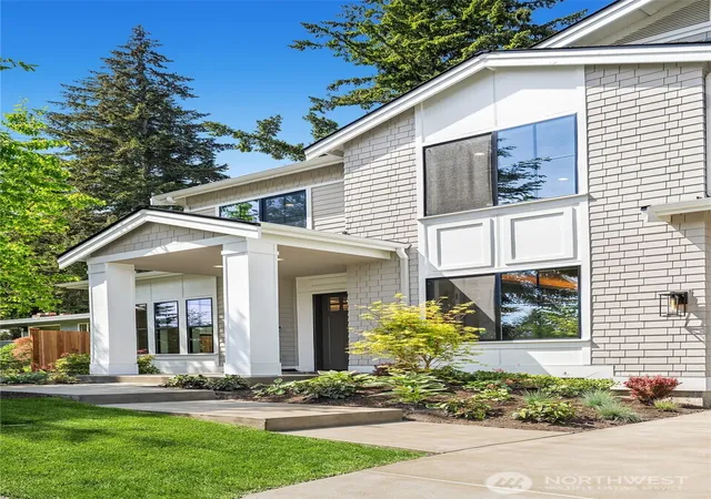 Photo 1 of Single family home for sale at 2425 153rd Avenue SE, Bellevue, WA 98007 | MLS# NWM2534228 | Listing updated on 2026-09-28