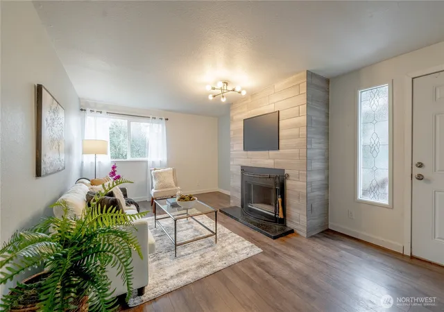 Photo 4 of Condo for sale at 4404 Terrace Dr #10, Everett, WA 98203 | MLS# NWM2534252 | Listing updated on 2026-10-02