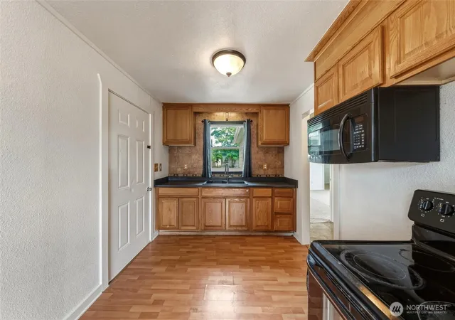 Photo 4 of Single family home for sale at 624 White St, Walla Walla, WA 99362 | MLS# NWM2534264 | Listing updated on 2026-09-21