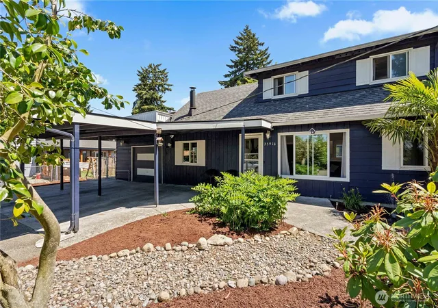 Photo 2 of Single family home for sale at 25916 18th Avenue S, Des Moines, WA 98198 | MLS# NWM2534266 | Listing updated on 2026-09-21