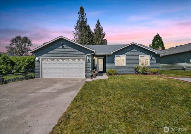 Photo 4 of Single family home for sale at 19750 SE 263rd Place, Covington, WA 98042 | MLS# NWM2534267 | Listing updated on 2026-10-01