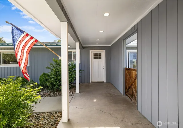 Photo 2 of Sale Pending at 7221 Kittitas Hwy, Ellensburg, WA 98926 | MLS# NWM2534304 | Listing updated on 2026-09-25