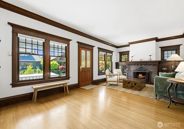 Photo 3 of Single family home for sale at 6314 19th Avenue NE, Seattle, WA 98115 | MLS# NWM2534328 | Listing updated on 2026-09-21