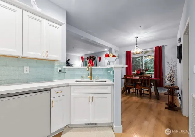 Photo 4 of Condo for sale at 8943 Gravelly Lake Dr SW #2, Lakewood, WA 98499 | MLS# NWM2534349 | Listing updated on 2026-09-21