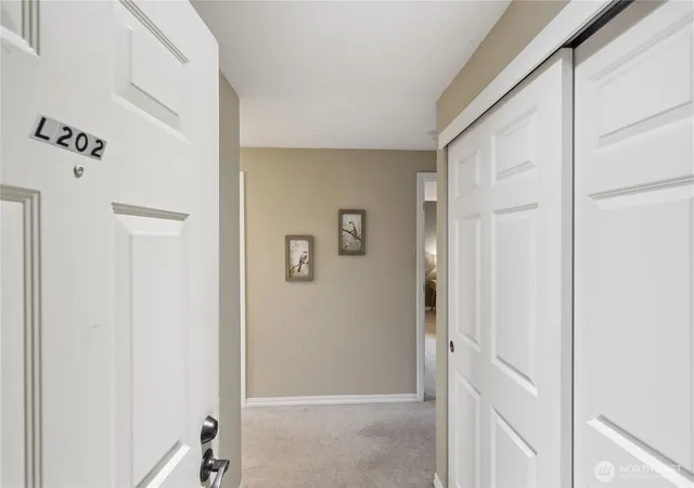 Photo 3 of Sale Pending at 1700 W Sunn Fjord Ln #L202, Bremerton, WA 98312 | MLS# NWM2534351 | Listing updated on 2026-09-25