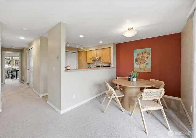 Photo 4 of Sale Pending at 1700 W Sunn Fjord Ln #L202, Bremerton, WA 98312 | MLS# NWM2534351 | Listing updated on 2026-09-25