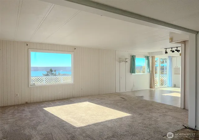 Photo 3 of Manufactured home for sale at 1885 Arnold Rd, Coupeville, WA 98239 | MLS# NWM2534367 | Listing updated on 2026-09-21