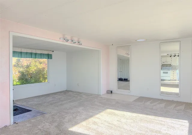 Photo 3 of Manufactured home for sale at 1885 Arnold Rd, Coupeville, WA 98239 | MLS# NWM2534367 | Listing updated on 2026-09-21