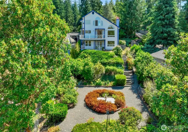 Photo 3 of Contingent at 3607 Walthew Dr Se, Lacey, WA 98503 | MLS# NWM2534372 | Listing updated on 2026-09-21