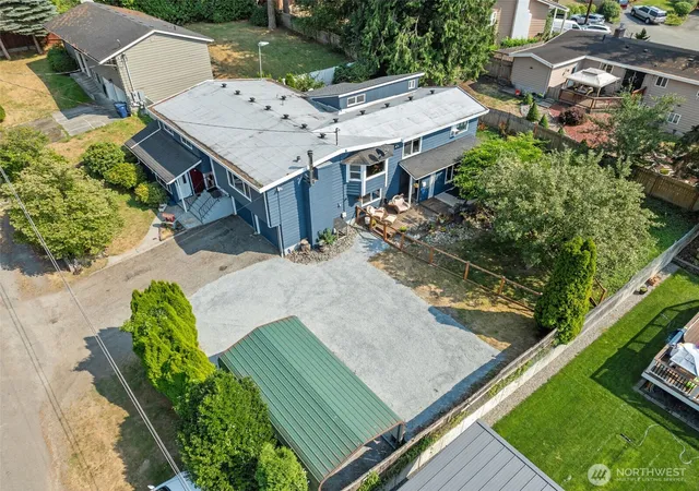 Multi family home for sale at 2118 160th Place SW, Lynnwood, WA 98087 | MLS# NWM2534485