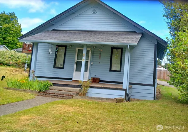 Photo 1 of Multi family home for sale at 616 S Race St, Port Angeles, WA 98362 | MLS# NWM2534493 | Listing updated on 2026-10-08