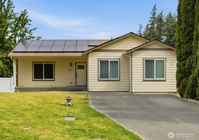 Photo 1 of Single family home for sale at 7215 36th Street W, University Place, WA 98466 | MLS# NWM2534517 | Listing updated on 2026-09-24
