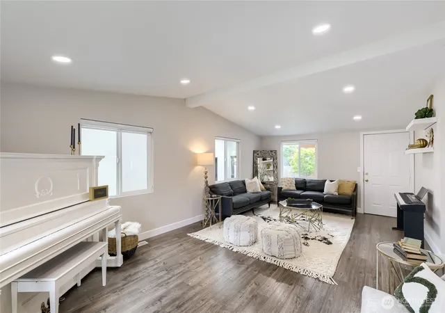 Photo 3 of Sale Pending at 106 119th Street SE, Everett, WA 98208 | MLS# NWM2534539 | Listing updated on 2026-09-28