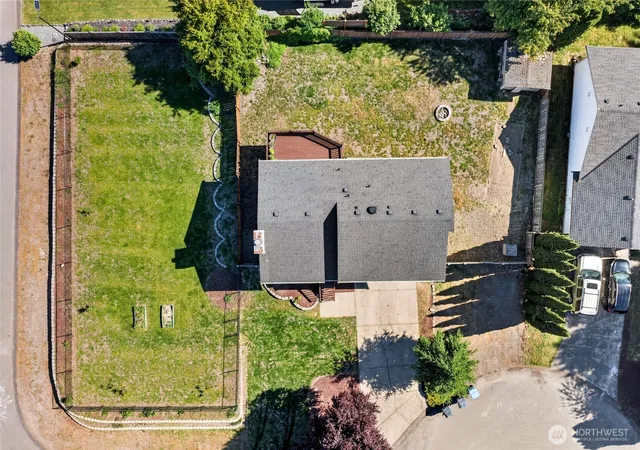 Photo 2 of Single family home for sale at 7106 190th Street Ct E, Puyallup, WA 98375 | MLS# NWM2534548 | Listing updated on 2026-09-23