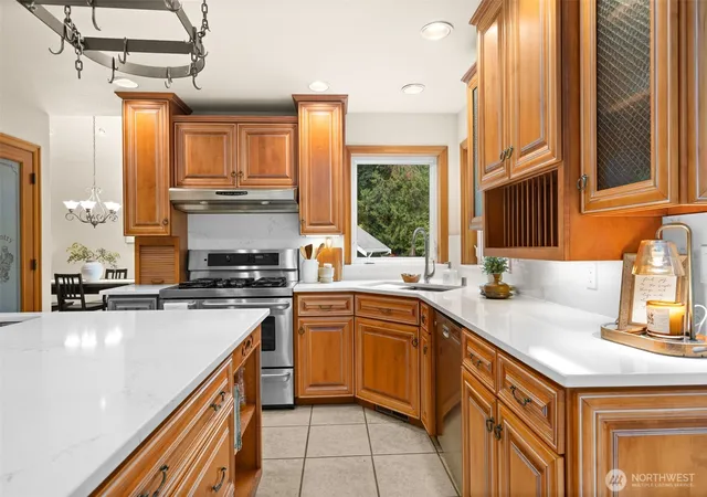 Photo 3 of Single family home for sale at 2705 Nw Sullivan Dr, Gig Harbor, WA 98335 | MLS# NWM2534603 | Listing updated on 2026-09-29
