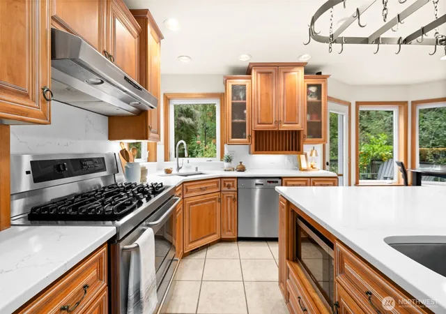 Photo 3 of Single family home for sale at 2705 NW Sullivan Dr, Gig Harbor, WA 98335 | MLS# NWM2534603 | Listing updated on 2026-09-29