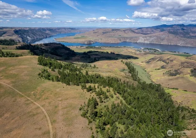 Photo 2 of Land for sale at 45000 Hanson Harbor Rd N, Wilbur, WA 99185 | MLS# NWM2534610 | Listing updated on 2026-09-21