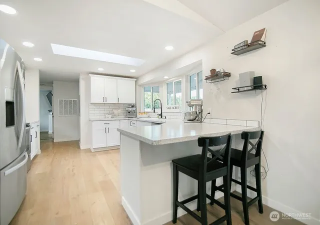 Photo 4 of Manufactured home for sale at 11845 School Land Rd SW, Rochester, WA 98579 | MLS# NWM2534626 | Listing updated on 2026-09-24