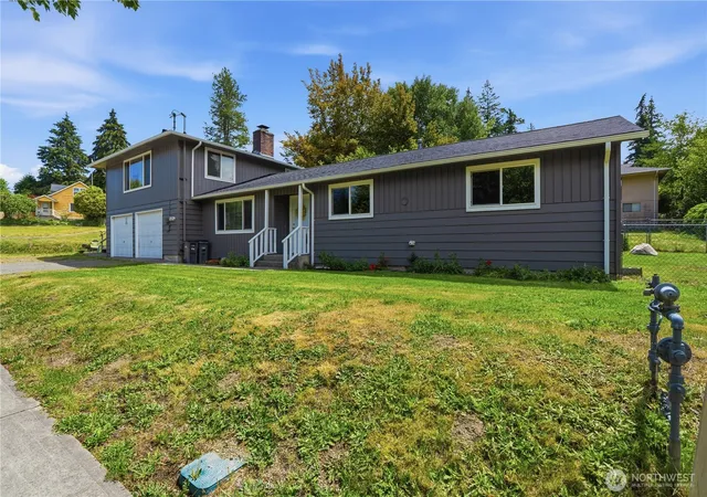 Photo 1 of Sale Pending at 360 Tremont St W, Port Orchard, WA 98366 | MLS# NWM2534690 | Listing updated on 2026-09-29