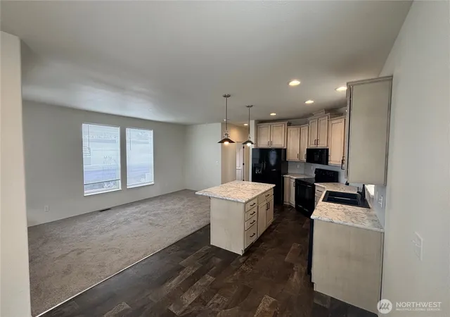 Photo 3 of Manufactured home for sale at 1321 Fort, Walla Walla, WA 99362 | MLS# NWM2534723 | Listing updated on 2026-09-21