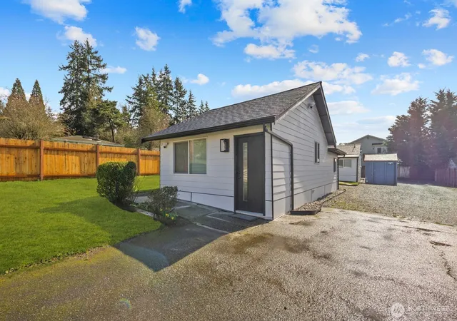 Photo 3 of Single family home for sale at 1747 Ne 147th Street #1, Shoreline, WA 98155 | MLS# NWM2534730 | Listing updated on 2026-09-27