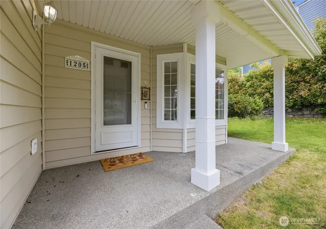 Photo 4 of Sale Pending at 1205 57th Drive SE, Auburn, WA 98092 | MLS# NWM2534756 | Listing updated on 2026-09-25