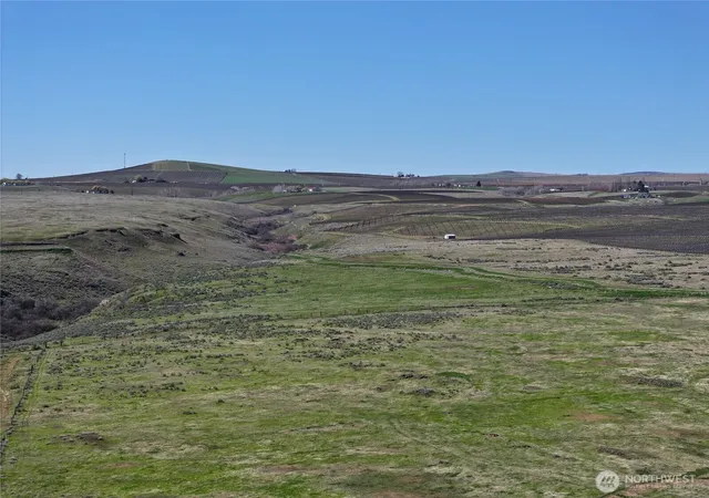 Photo 4 of Land for sale at 0 Knox Rd, Benton City, WA 99320 | MLS# NWM2534869 | Listing updated on 2026-09-21