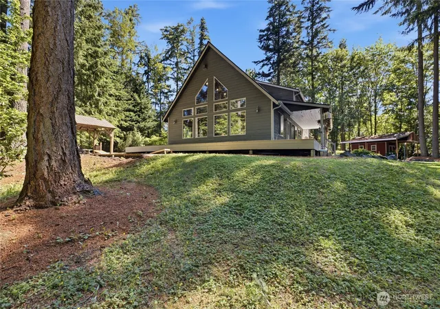Photo 2 of Pending - Backup Offer Requested at 217 197th Avenue Ct E, Lake Tapps, WA 98391 | MLS# NWM2534874 | Listing updated on 2026-09-21