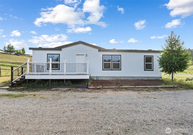Photo 2 of Manufactured home for sale at 8 Mallard Ln, Republic, WA 99166 | MLS# NWM2534890 | Listing updated on 2026-09-21