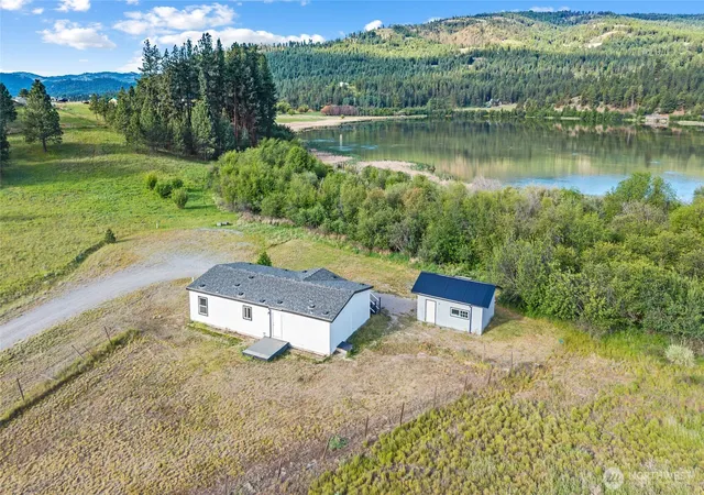 Photo 3 of Manufactured home for sale at 8 Mallard Ln, Republic, WA 99166 | MLS# NWM2534890 | Listing updated on 2026-09-21
