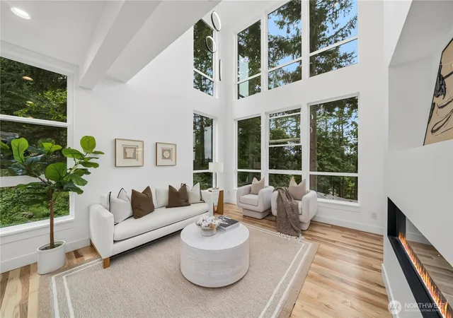 Photo 1 of Single family home for sale at 21037 Ne 15th Street, Sammamish, WA 98074 | MLS# NWM2534893 | Listing updated on 2026-10-01