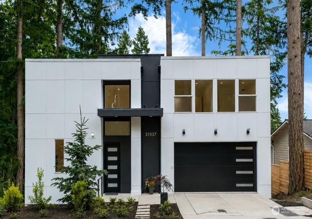 Photo 3 of Single family home for sale at 21037 NE 15th Street, Sammamish, WA 98074 | MLS# NWM2534893 | Listing updated on 2026-10-01