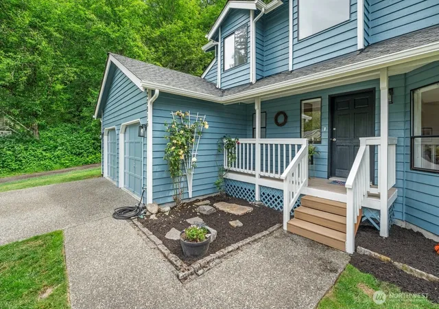 Photo 4 of Single family home for sale at 27015 NE Dorothy, Duvall, WA 98019 | MLS# NWM2534964 | Listing updated on 2026-09-29