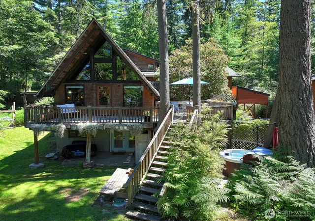 Photo 2 of Single family home for sale at 3370 E Harbor Rd, Langley, WA 98260 | MLS# NWM2534975 | Listing updated on 2026-09-21