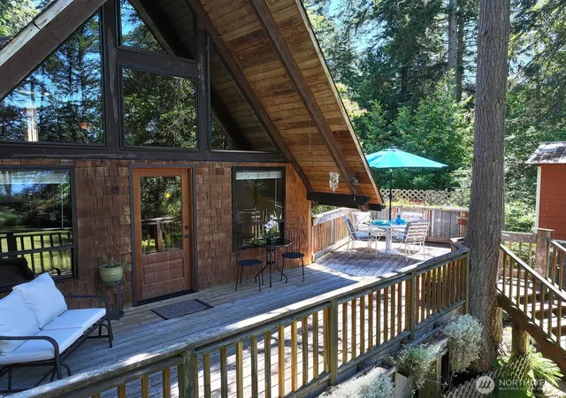 Photo 3 of Single family home for sale at 3370 E Harbor Rd, Langley, WA 98260 | MLS# NWM2534975 | Listing updated on 2026-09-21