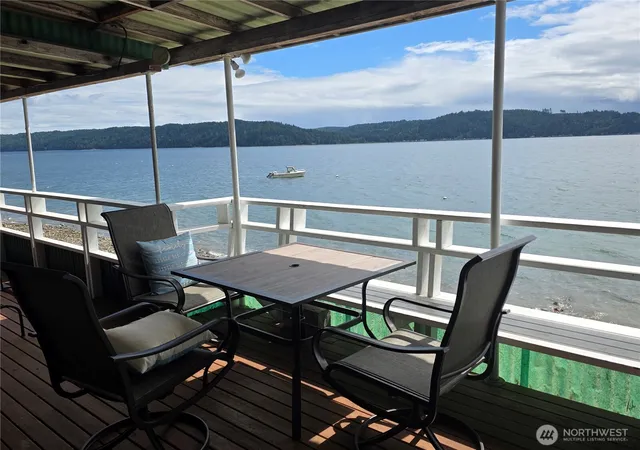 Photo 3 of Sale Pending at 22730 N Us 101, Shelton, WA 98584 | MLS# NWM2535034 | Listing updated on 2026-09-25