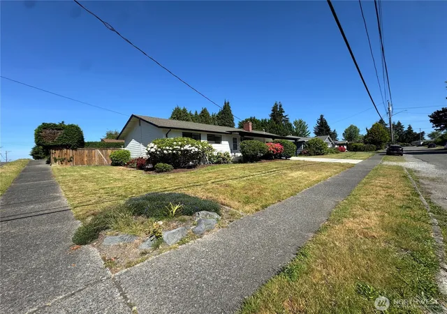Photo 2 of Single family home for sale at 1502 N James St, Tacoma, WA 98406 | MLS# NWM2535043 | Listing updated on 2026-09-21